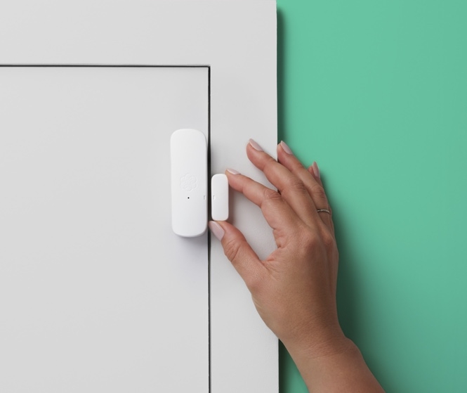 Ooma Home Security - Easily install and Connect your Window and Door Sensor