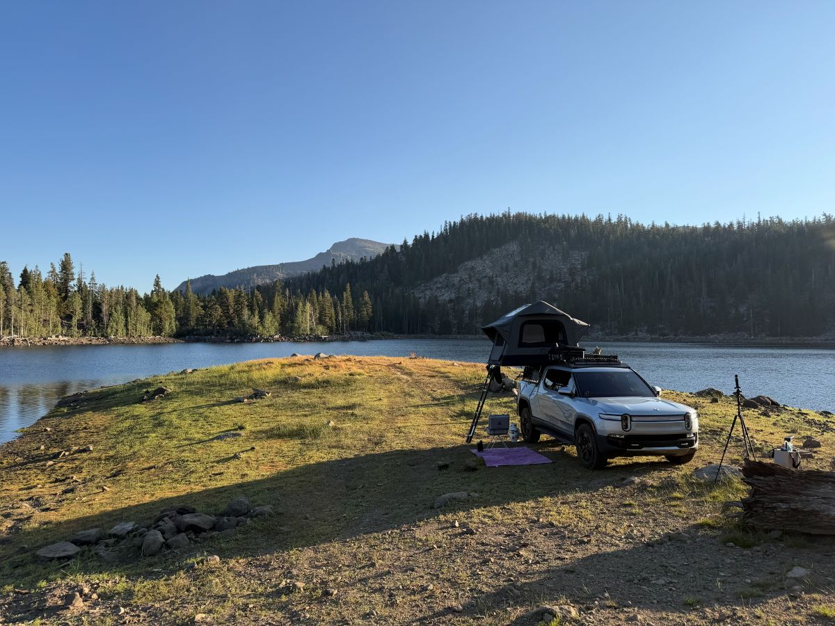 Stories from living off the grid: Staying connected while overlanding